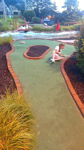 Golf Course «Fox Meadow Golf Center», reviews and photos, 2880 NJ-73, Maple Shade Township, NJ 08052, USA