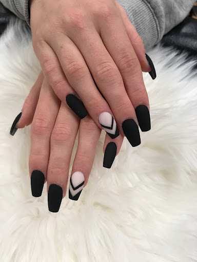 Nail Salon «Glory Nails», reviews and photos, 200 High Ave W # 13, Oskaloosa, IA 52577, USA