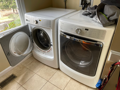 Recreation Center «Arlington Mill Community Center», reviews and photos, 909 S Dinwiddie St, Arlington, VA 22204, USA