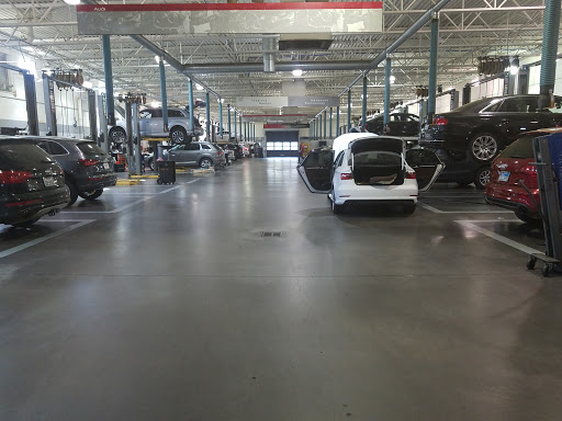 Audi Dealer «Audi Dallas», reviews and photos, 5033 Lemmon Ave, Dallas, TX 75209, USA