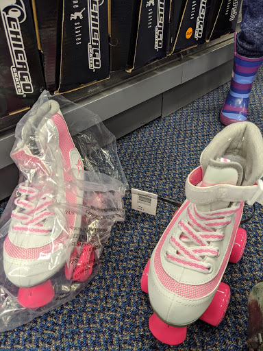 Sporting Goods Store «Big 5 Sporting Goods», reviews and photos, 7669 W 88th Ave, Arvada, CO 80005, USA