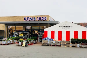 Rema 1000 image