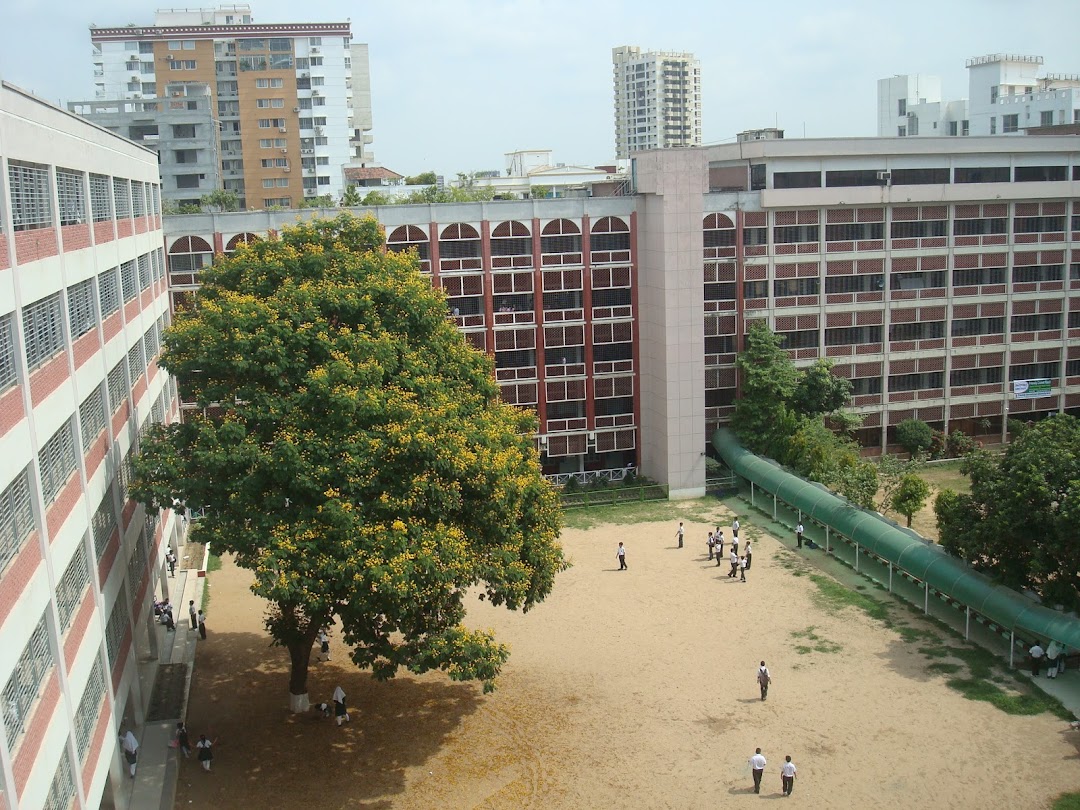 Manarat Dhaka International School & College