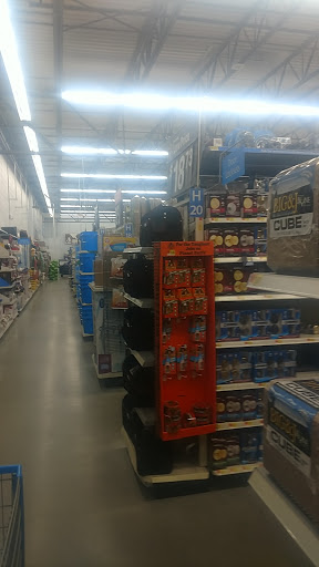 Department Store «Walmart Supercenter», reviews and photos, 415 Industrial Ave, Grinnell, IA 50112, USA