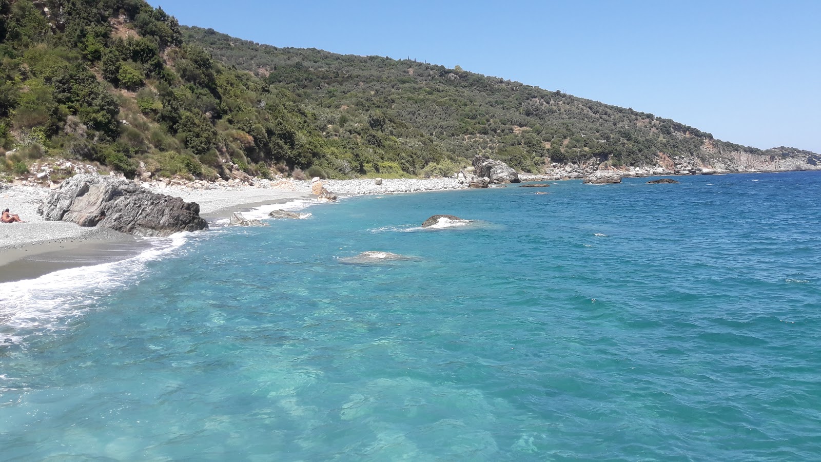 Foto av Pantazi Ammos beach och dess vackra landskap