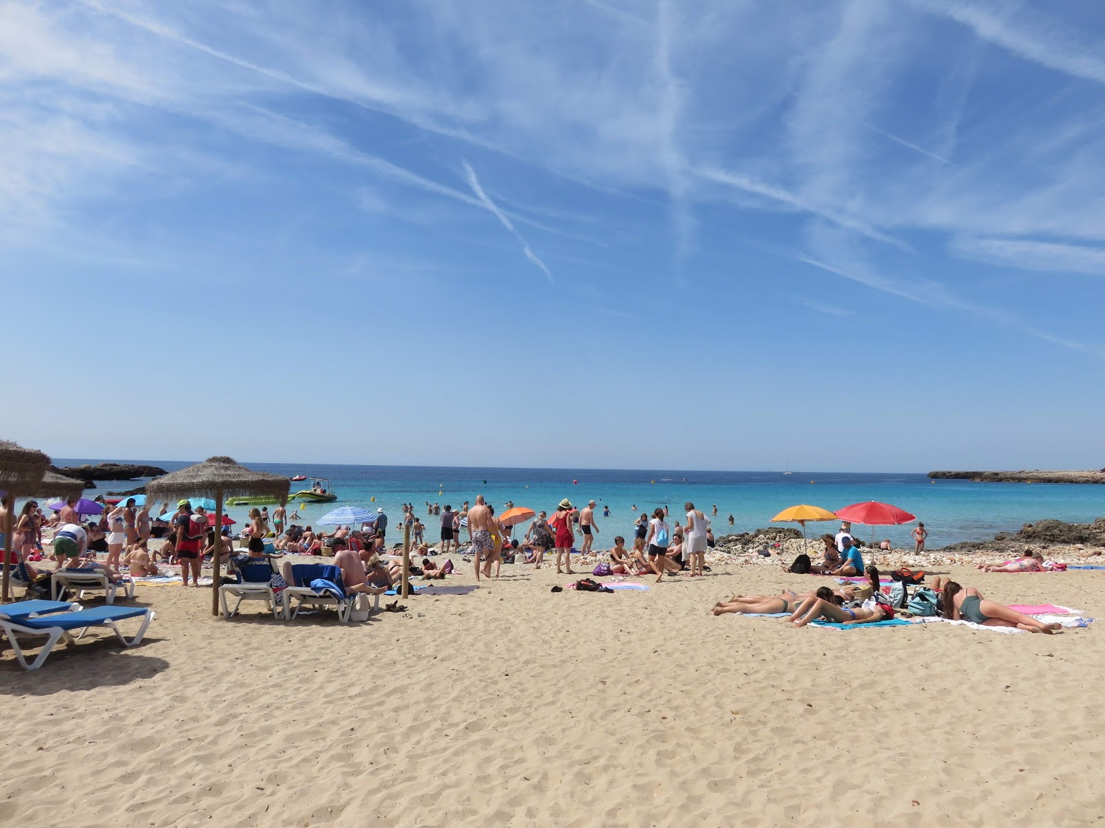 Foto di Cala Son Xoriguer - raccomandato per i viaggiatori in famiglia con bambini