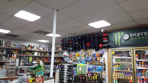 Liquor Store «JM Liquor», reviews and photos, 440 River Rd, Corona, CA 92880, USA
