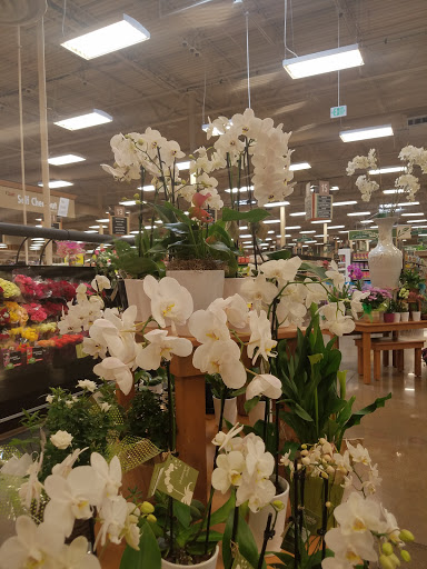 Grocery Store «Fred Meyer», reviews and photos, 11425 SW Beaverton Hillsdale Hwy, Beaverton, OR 97005, USA