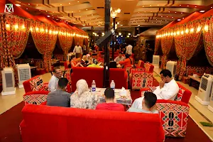 مطعم الخيمه للاكلات البدوية image