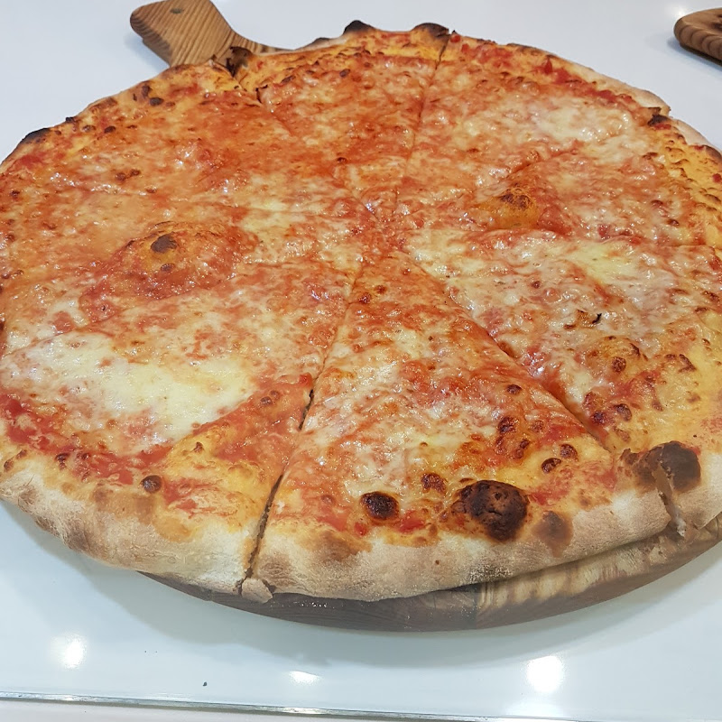 Pizzeria 90 Snc Di Carbonera & Veneziani