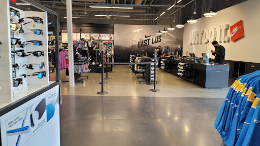 Sportswear Store «Nike East Los Angeles», reviews and photos, 4585 Whittier Blvd, East Los Angeles, CA 90022, USA