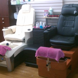 Hair Salon «Avenue Hair Styling & Day Spa», reviews and photos, 630 S Kansas Ave, Topeka, KS 66603, USA