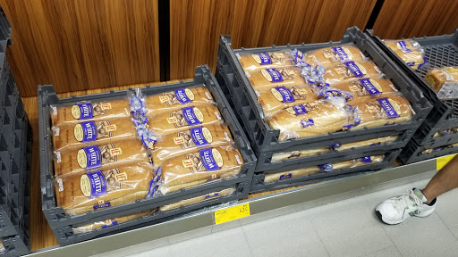 Shopping Mall «Coralwood Shopping Center», reviews and photos, 2301 Del Prado Blvd S, Cape Coral, FL 33990, USA