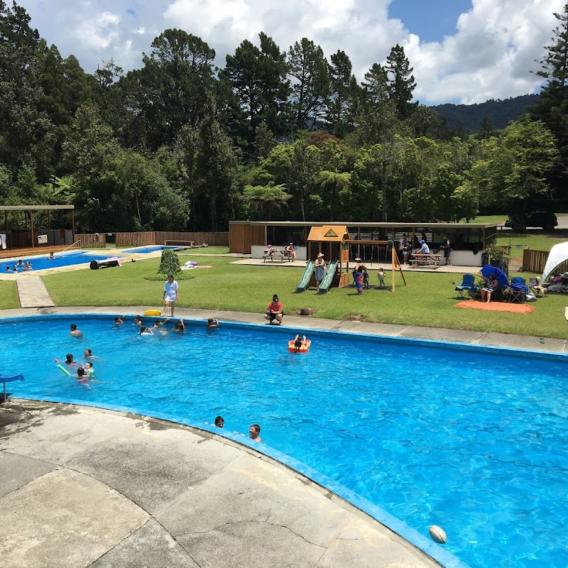 Sapphire Springs Holiday Park & Mineral Pools