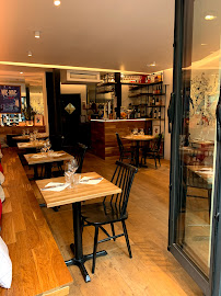 Atmosphère du Restaurant Fric-Frac Montmartre à Paris - n°14