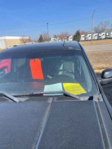 Used Car Dealer «D J Auto Sales», reviews and photos, 3815 16th Ave SW, Cedar Rapids, IA 52404, USA