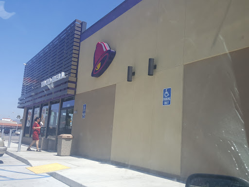 Taco Bell image