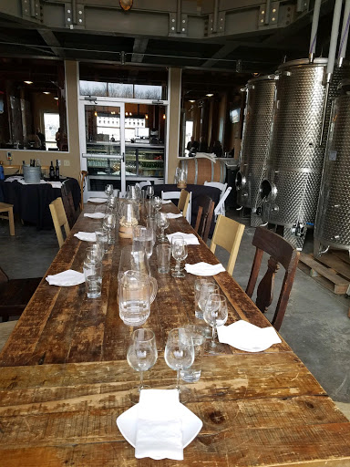 Winery «Buckeye Lake Winery, Inc», reviews and photos, 13750 Rosewood Rd NE, Thornville, OH 43076, USA