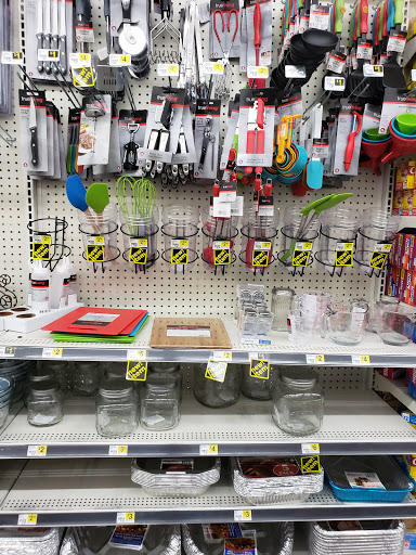 Home Goods Store «Dollar General», reviews and photos, 600 N Highland St, Williamsburg, IA 52361, USA