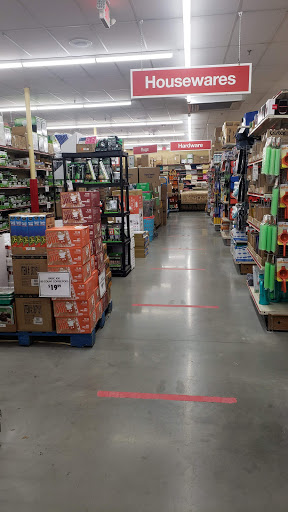 Discount Store «Ocean State Job Lot», reviews and photos, 1290 Warwick Ave, Warwick, RI 02888, USA