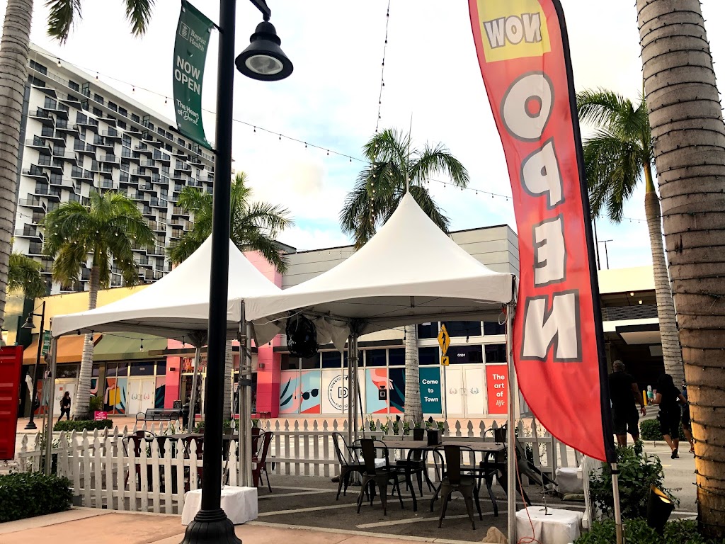 Juanchi's Burgers 33166