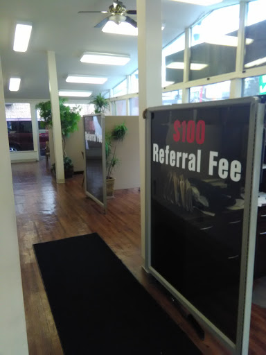 Car Dealer «Car & Van World», reviews and photos, 577 Chester Pike, Prospect Park, PA 19076, USA