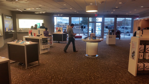 Cell Phone Store «Verizon», reviews and photos, 4405 N Oracle Rd, Tucson, AZ 85705, USA