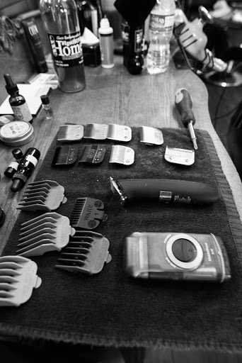 Barber Shop «Homers Barber Shop», reviews and photos, 864 W Benjamin Holt Dr, Stockton, CA 95207, USA