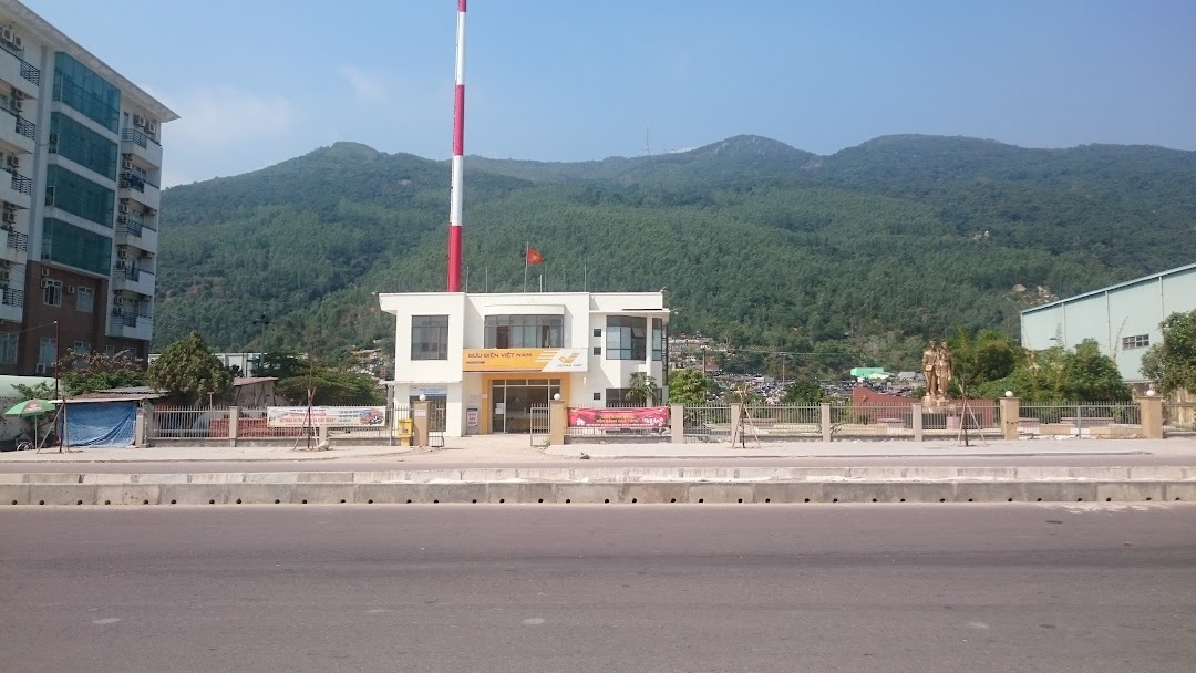 Bưu Điện Quang Trung