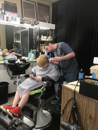 Barber Shop «Brookwood Barber Shop», reviews and photos, 620 Meadowbrook Dr, Longview, TX 75601, USA