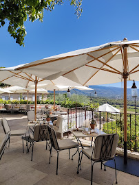 Atmosphère du Restaurant français Restaurant La Table du Ventoux Crillon le Brave - n°18