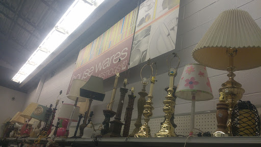 Thrift Store «Goodwill Central Texas - Lakeway», reviews and photos, 1901 RR 620 South, Lakeway, TX 78734, USA