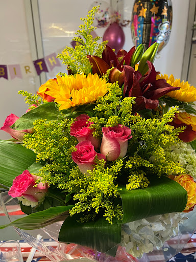 Florist «Ultima Florals», reviews and photos, 81-02 37th Ave, Jackson Heights, NY 11372, USA