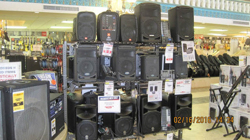Musical Instrument Store «Sam Ash Music Stores», reviews and photos, 923 N McMullen Booth Rd, Clearwater, FL 33759, USA