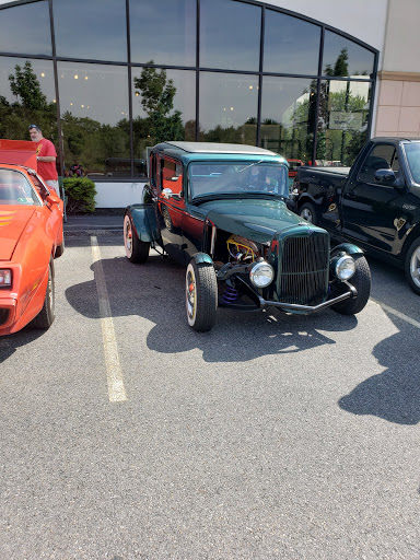 Furniture Store «Furniture Superstore», reviews and photos, 245 Western Ave, South Portland, ME 04106, USA