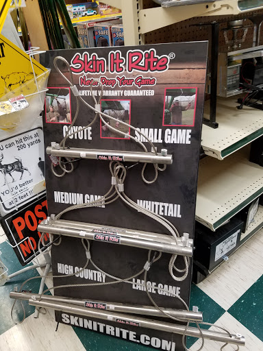 Animal Feed Store «Lochte Feed & General Store», reviews and photos, 509 Longhorn St, Fredericksburg, TX 78624, USA