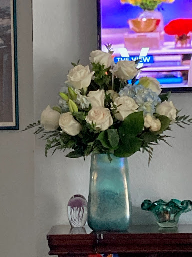 Florist «Bumblebee Blooms Flower Boutique», reviews and photos, 135 N Sierra St a, Reno, NV 89501, USA