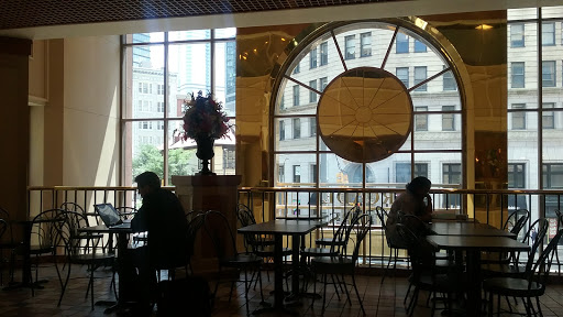 Shopping Mall «Fifth Avenue Place», reviews and photos, 201 Fifth Ave, Pittsburgh, PA 15222, USA