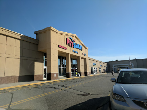 Pet Supply Store «PetSmart», reviews and photos, 265 Chelmsford St, Chelmsford, MA 01824, USA