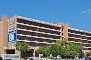 Methodist Specialty and Transplant Hospital image