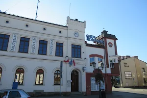 RATUSZ Oddział Muzeum Zamek image