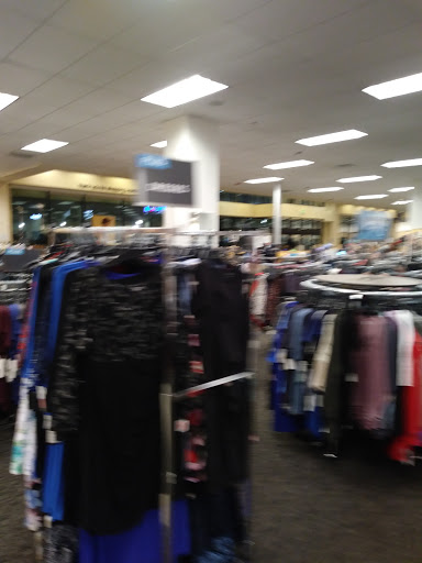 Department Store «Nordstrom Rack Towne Place at Garden State Park», reviews and photos, 951 Haddonfield Rd a, Cherry Hill, NJ 08002, USA