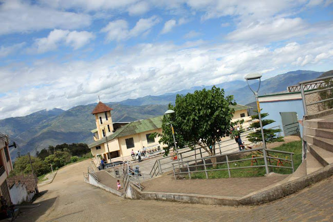 Opiniones de Iglesia Católica Nuestra Señora del Rosario de Tacamoros en Loja - Iglesia