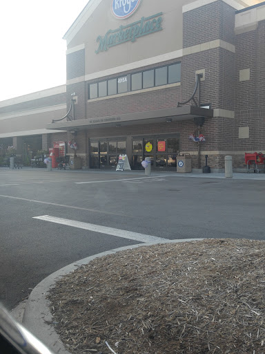 Grocery Store «Kroger Marketplace», reviews and photos, 4915 Dixie Hwy, Louisville, KY 40216, USA