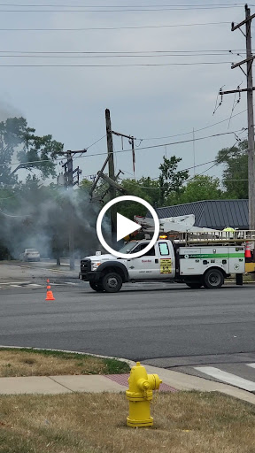 Grocery Store «Fresh Thyme Farmers Market- Downers Grove», reviews and photos, 325 Ogden Ave, Downers Grove, IL 60515, USA