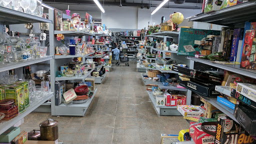 Thrift Store «Goodwill Marketplace», reviews and photos, 2722 W 5th St, Santa Ana, CA 92703, USA