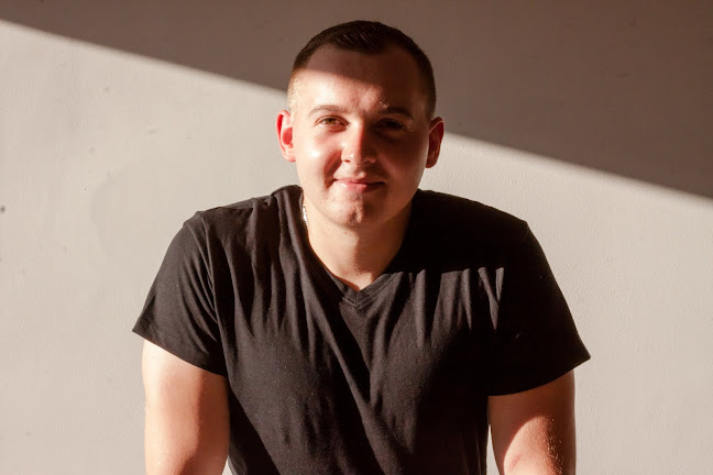 Mobilny Gabinet Masażu - Damian Gawrysiak - Masażysta