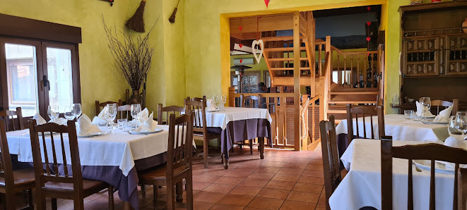 Restaurante La Cueva del Chato Cam. Torrecilla, 1, 26325 Canillas de Río Tuerto, La Rioja, España