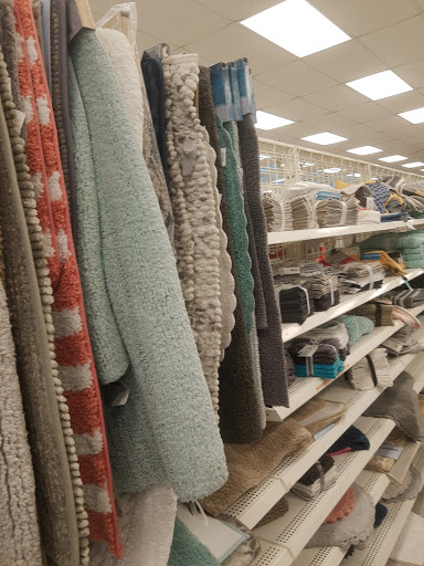 Clothing Store «Ross Dress for Less», reviews and photos, 1931 E Main St, Spartanburg, SC 29307, USA