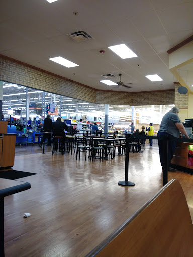 Department Store «Walmart Supercenter», reviews and photos, 1900 Maplewood Commons Dr, Maplewood, MO 63143, USA
